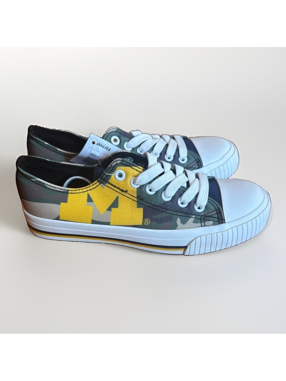 NWT NEW FOCO Michigan Wolverines Football Camp Print Ladies Shoes Size 7
